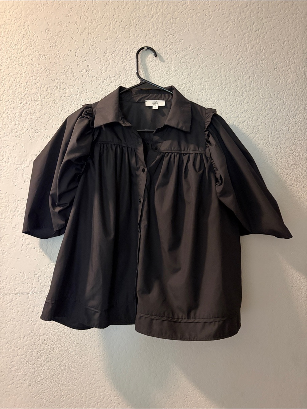 Entro Black Button-Front Puff Sleeve Blouse